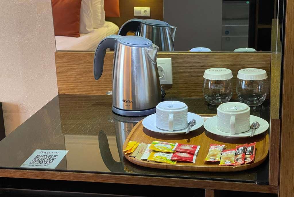 מלון Ramada By Wyndham טקירדג חדר תמונה