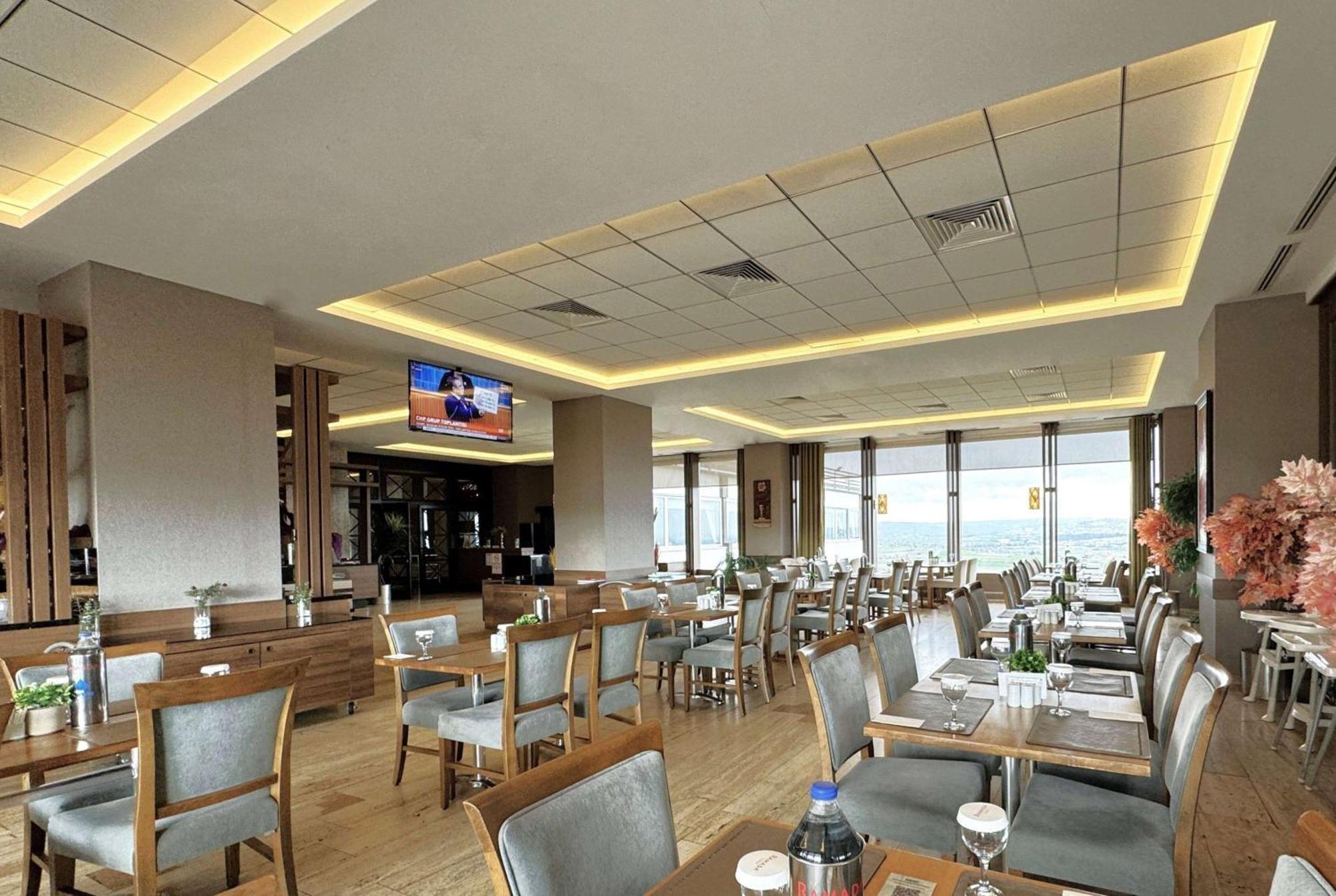 מלון Ramada By Wyndham טקירדג מראה חיצוני תמונה
